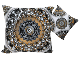 Pillow with filling/zip - Design 6 (CARMANI)