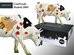 CowParade Madrid in 2009, Ramona, autor: Alejandra Corral de la Serna, aka Kuska.